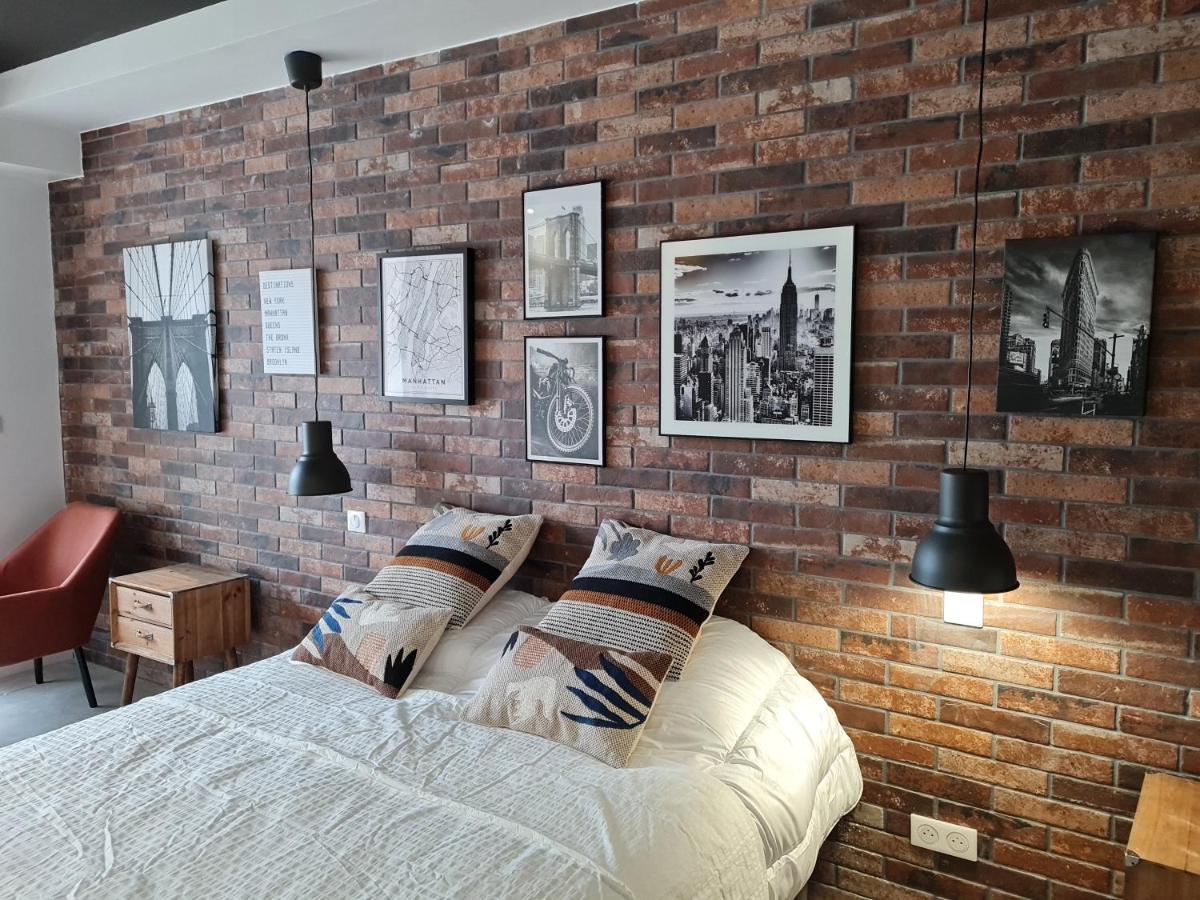Villa Nc30 , Chambres Privatives Deluxe ラ・ロシェル エクステリア 写真