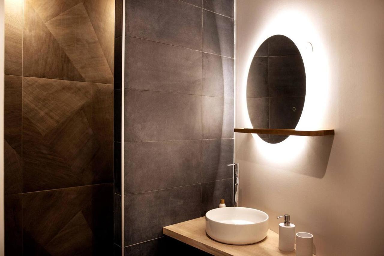 Villa Nc30 , Chambres Privatives Deluxe ラ・ロシェル エクステリア 写真